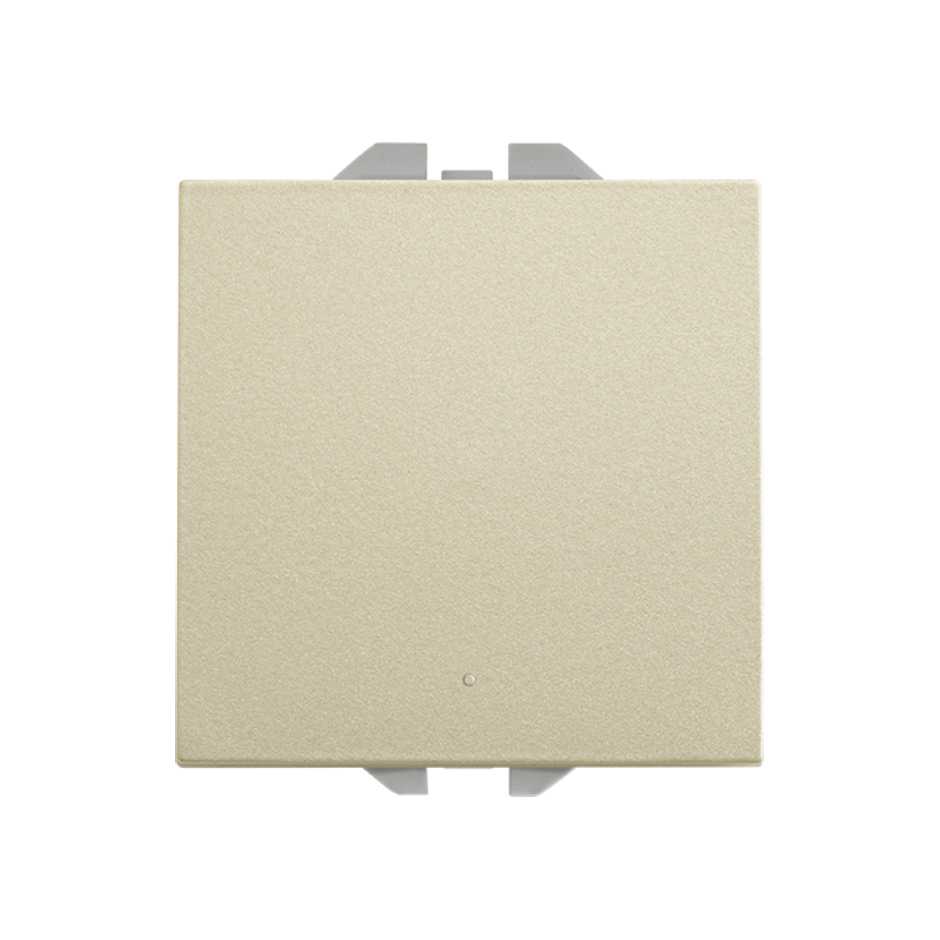 Conmutador pulsante con sistema de embornamiento rápido cava