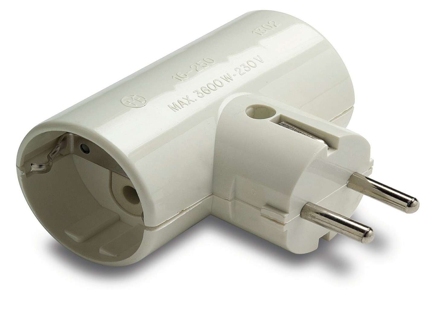 Adaptador doble con toma de tierra lateral de 16A 250V